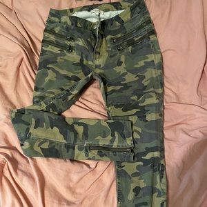 Small camo pants